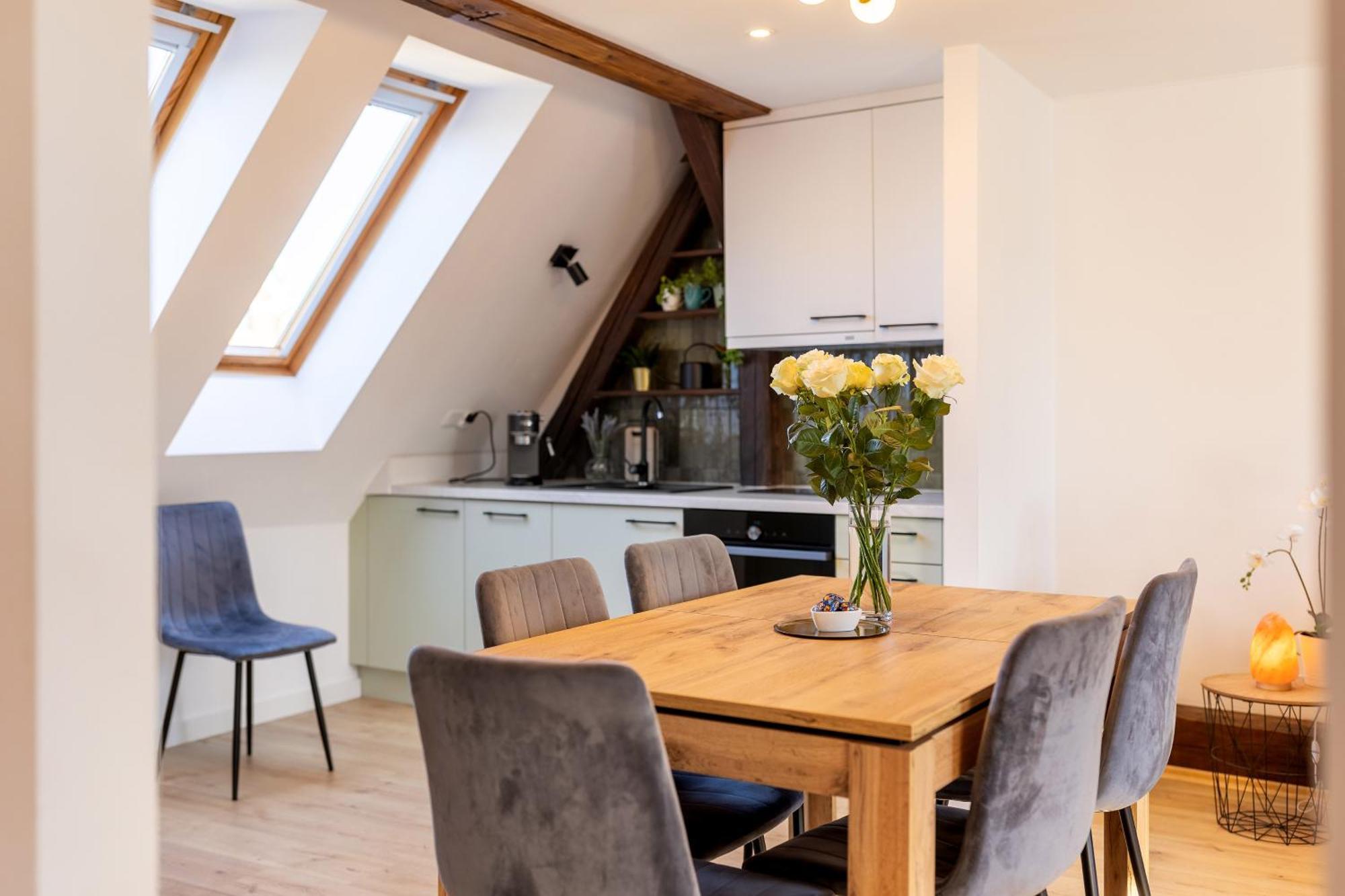 Apartment With Entresol Old Town Cracovia Exterior foto
